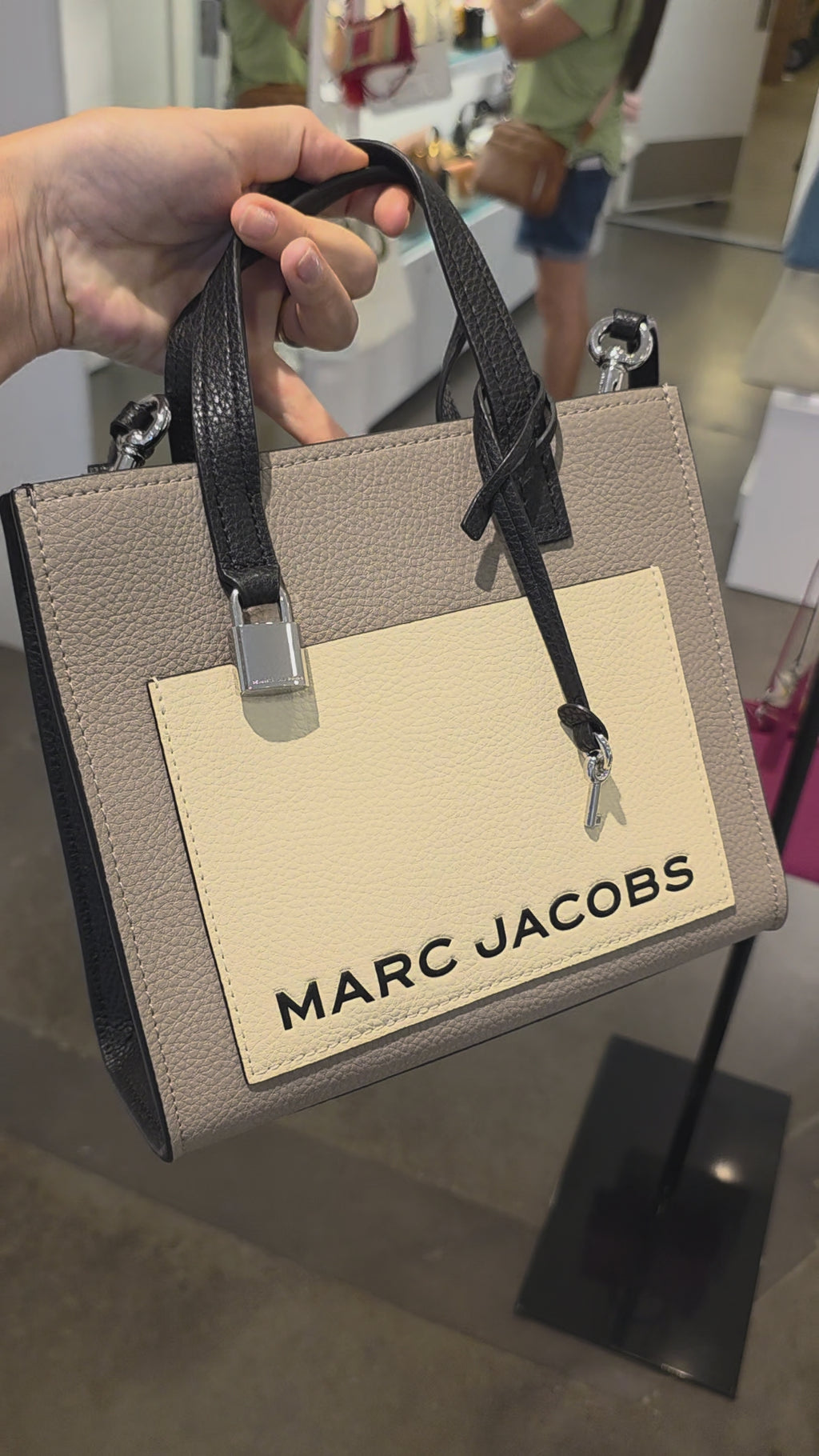 Marc Jacobs Grind