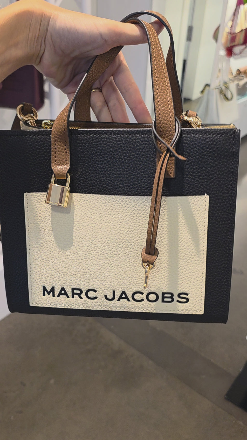 Marc Jacobs Grind